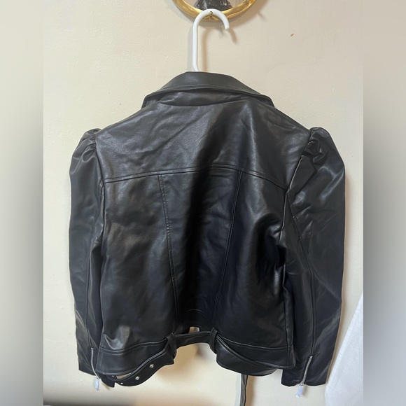 Forever 21 Puff-Sleeve Black Leather Jacket - Picture 4 of 4
